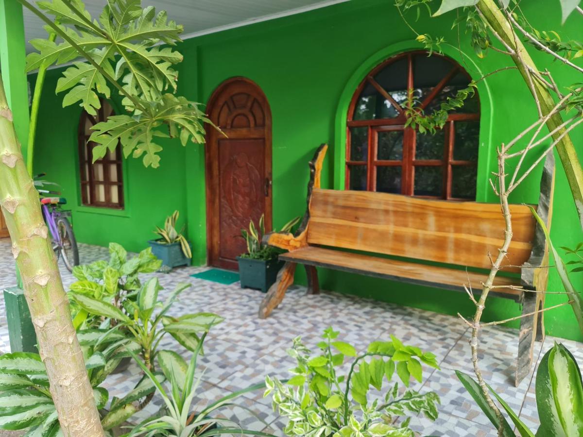 Tortuguero Casa De Playa Green House Apartment Exterior photo