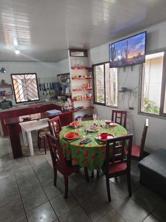 Tortuguero Casa De Playa Green House Apartment Exterior photo